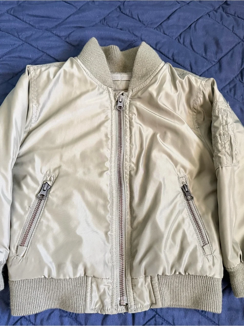 GAP everyday olive